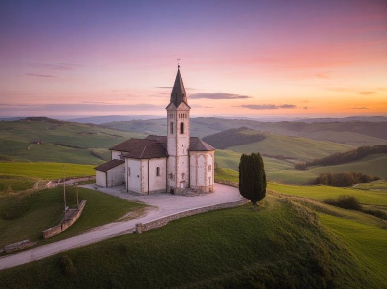Alla scoperta delle cappelle campestri del Piemonte: itinerario tra devozione e paesaggio
